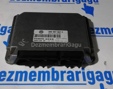 Calculator motor ecm ecu Volkswagen Passat / 3b2 - 3b5 (1996-2000), 1.6 Benzina, 74 KW, caroserie Break