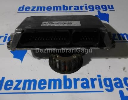 Calculator motor ecm ecu Volkswagen Passat / 3b2 - 3b5 (1996-2000), 1.6 Benzina, 74 KW, caroserie Break