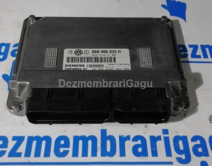 Calculator motor ecm ecu Volkswagen Passat / 3b3 - 3b6 (2000-2005), 2.0 Benzina, 85 KW, caroserie Break