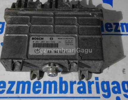 Calculator motor ecm ecu Volkswagen Polo (1994-2001), 1.0 Benzina, 37 KW, caroserie Hatchback