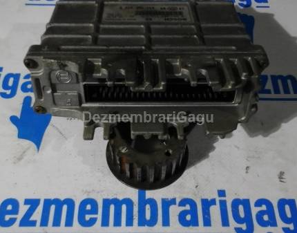 Calculator motor ecm ecu Volkswagen Golf III (1991-1998), 1.6 Benzina, 55 KW, caroserie Break