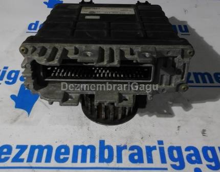 Calculator motor ecm ecu Volkswagen Golf III (1991-1998), 2.0 Benzina, 85 KW, caroserie Hatchback