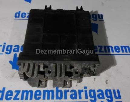 Calculator motor ecm ecu Volkswagen Polo (1994-2001), 1.6 Benzina, 74 KW, caroserie Hatchback