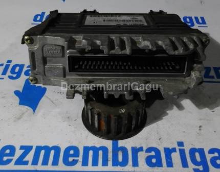 Calculator motor ecm ecu Volkswagen Polo (1994-2001), 1.6 Benzina, 55 KW, caroserie Hatchback