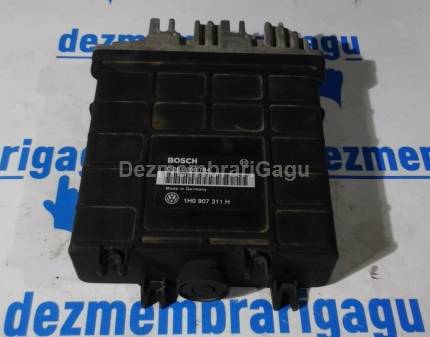 Calculator motor ecm ecu Volkswagen Golf III (1991-1998), 1.8 Benzina, 66 KW, caroserie Hatchback