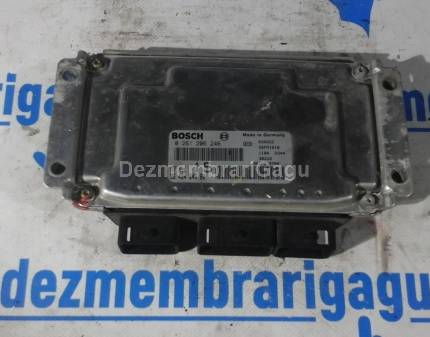 Calculator motor ecm ecu Peugeot 106 Ii (1996-), 1.1 Benzina, 44 KW, caroserie Hatchback