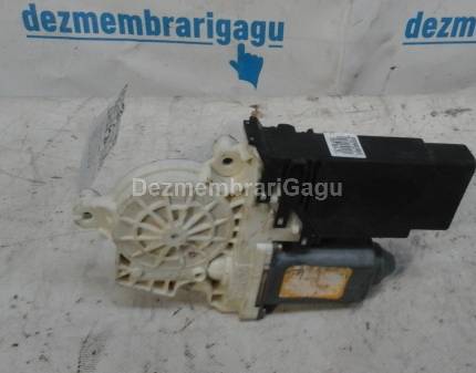 Motoras macara geam df Volkswagen Golf Iv (1997-2005)