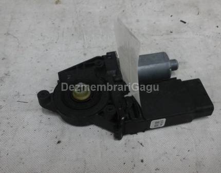 Motoras macara geam sf Volkswagen Passat / 3b2 - 3b5 (1996-2000)