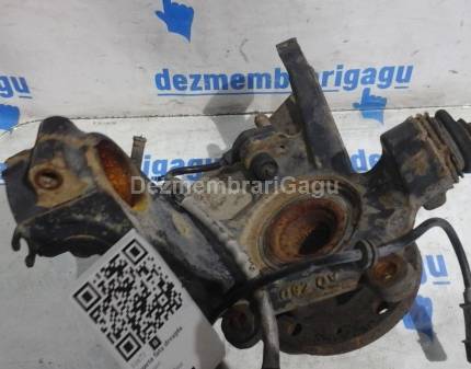 Fuzeta fata dreapta Peugeot 607, 2.2 Benzina, caroserie Berlina