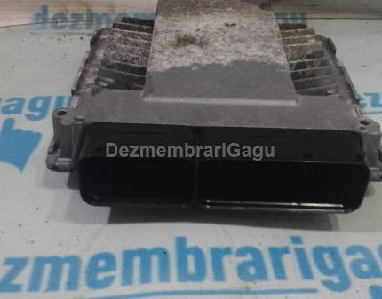 Calculator motor ecm ecu Volkswagen Passat / 3c (2005-), 2.0 Diesel, caroserie Berlina