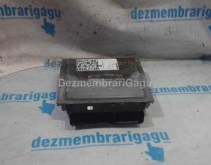 Calculator motor ecm ecu Volkswagen Passat / 3c (2005-), 2.0 Diesel, caroserie Berlina