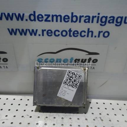 Calculator motor ecm ecu Volkswagen Passat / 3b2 - 3b5 (1996-2000), 2.0 Benzina, caroserie Break