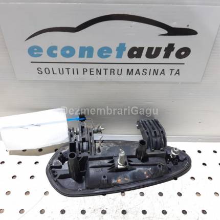 Maner usa ss Fiat Grande Punto Benzina, caroserie Hatchback