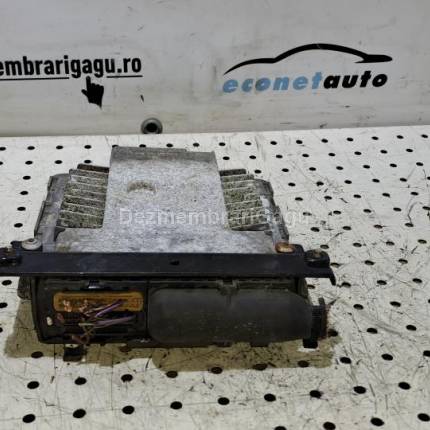 Calculator motor ecm ecu Volkswagen Passat / 3c (2005-), 2.0 Diesel, caroserie Break