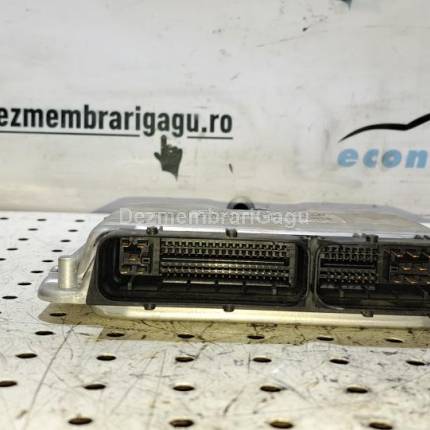 Calculator motor ecm ecu Volkswagen Passat / 3b3 - 3b6 (2000-2005)