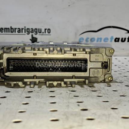 Calculator motor ecm ecu Volkswagen Passat / 3b2 - 3b5 (1996-2000), 1.9 Diesel, caroserie Break