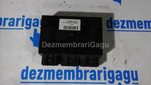 De vanzare calculator confort VOLKSWAGEN PASSAT / 3B2 - 3B5 (1996-2000)