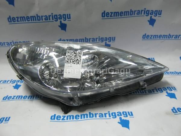 De vanzare far dreapta PEUGEOT 607