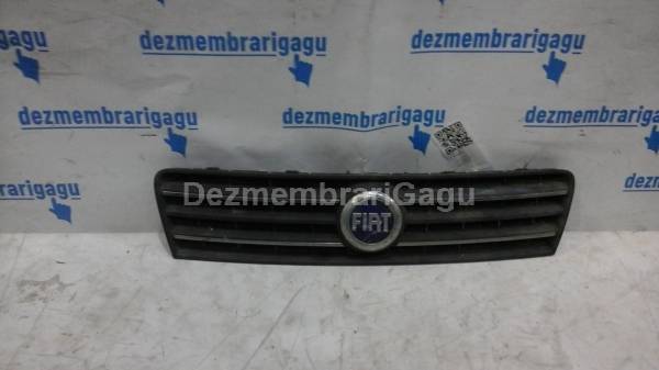 Vand grile capota FIAT PUNTO II (1999-) din dezmembrari