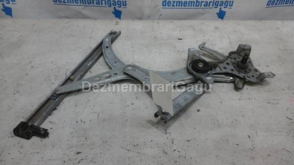 Vand macara geam df VOLKSWAGEN PASSAT / 3B3 - 3B6 (2000-2005) din dezmembrari