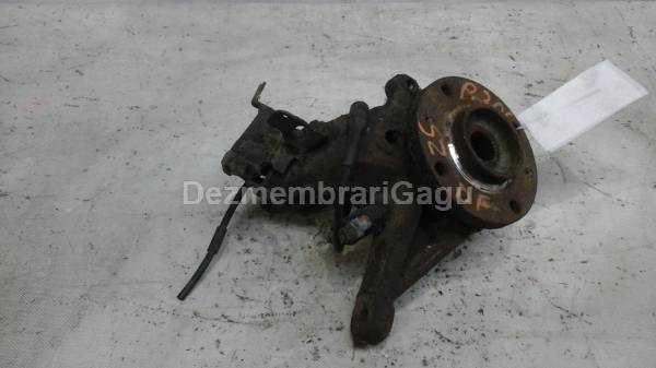 De vanzare fuzeta fata dreapta PEUGEOT 306