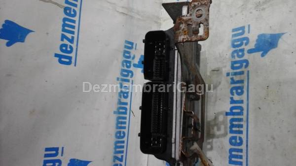 De vanzare calculator motor ecm ecu NISSAN PRIMERA (2002-)