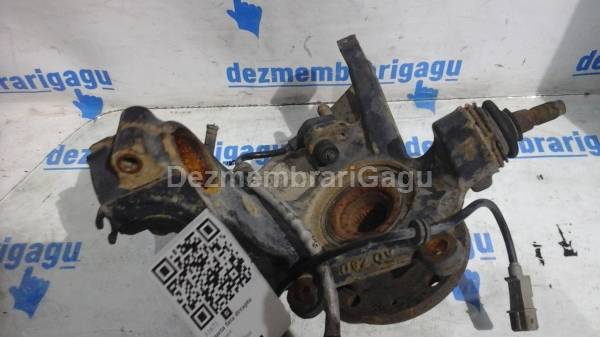 De vanzare fuzeta fata dreapta PEUGEOT 607, 2.2 Benzina