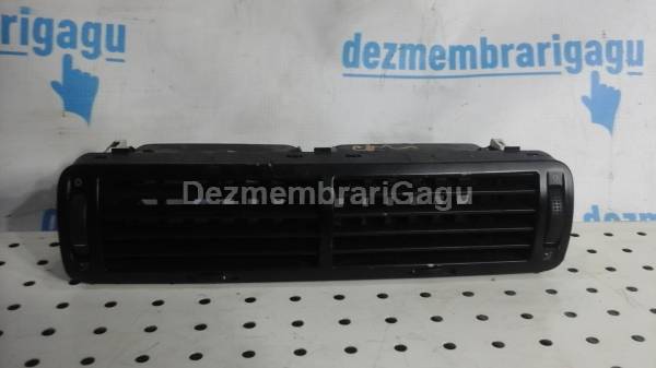 De vanzare grile aerisire VOLKSWAGEN PASSAT / 3B2 - 3B5 (1996-2000)