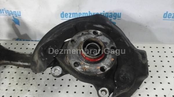 De vanzare fuzeta fata dreapta AUDI A6 III (2004-), 2.0 Diesel