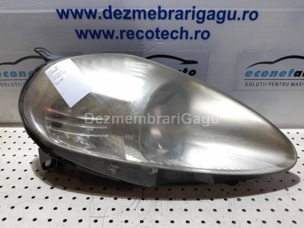 De vanzare far dreapta FIAT GRANDE PUNTO Diesel